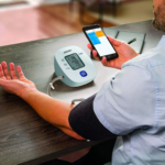 Tensiómetro Digital de brazo OMRON 7121J