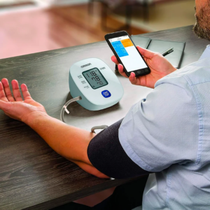 Tensiómetro digital de brazo OMRON 7121J 